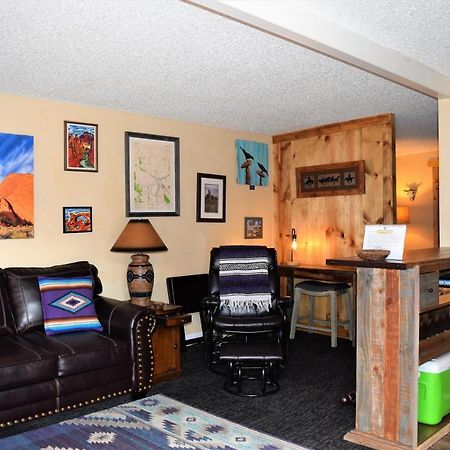 Villa St Dane's Desert Juniper Cabin Moab Exterior foto