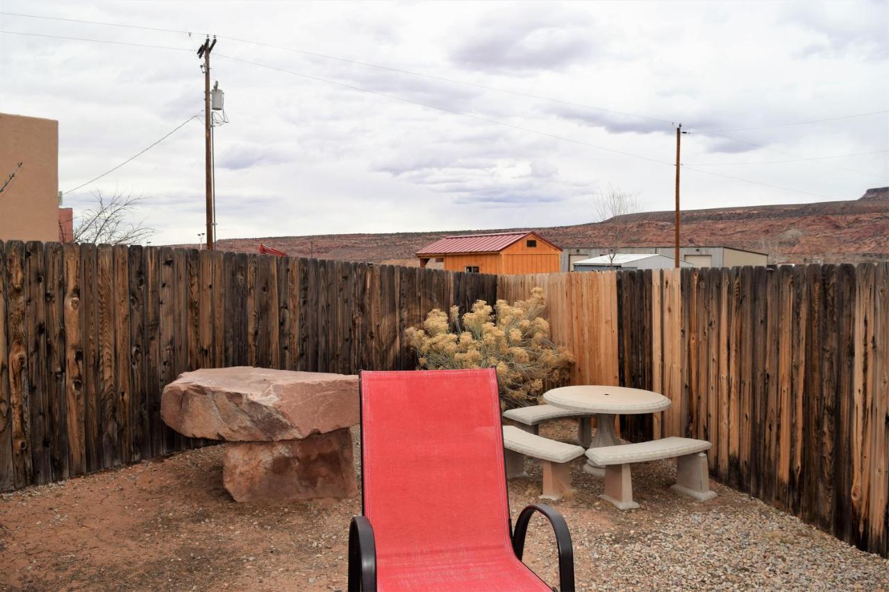 Villa St Dane's Desert Juniper Cabin Moab Exterior foto