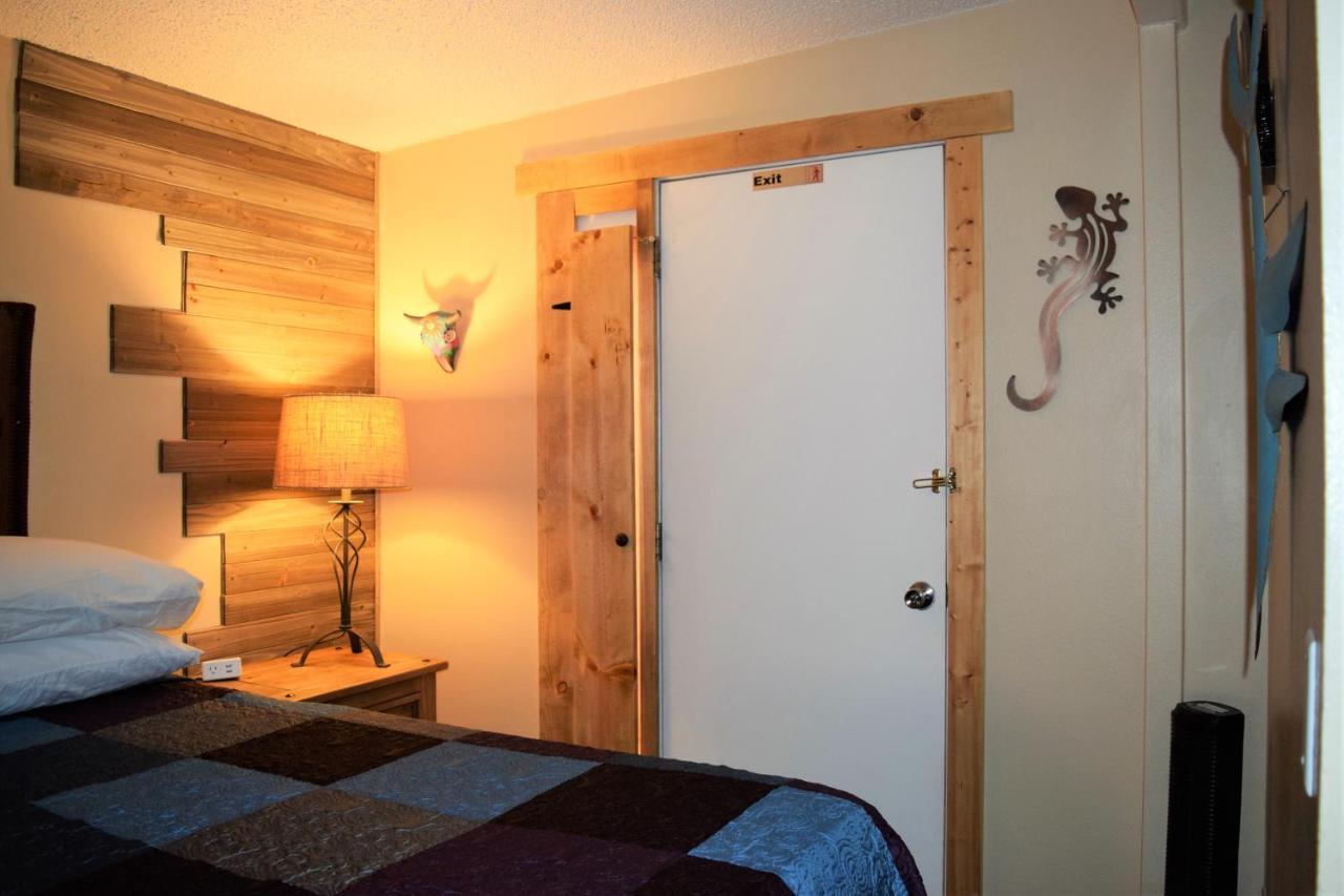 Villa St Dane's Desert Juniper Cabin Moab Exterior foto